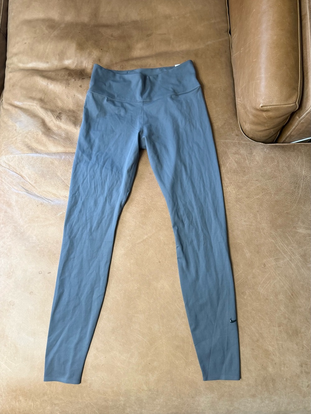 Nike One Luxe Leggings Womens M Iron Grey Dri-FIT Mid Rise Full Length NWT $90